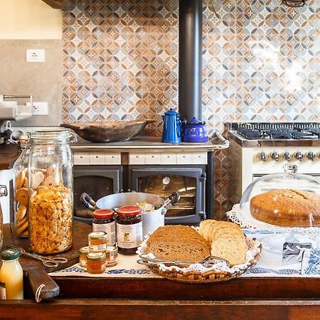 Il Pettirosso Bed & Breakfast Santarcangelo di Romagna Exterior photo